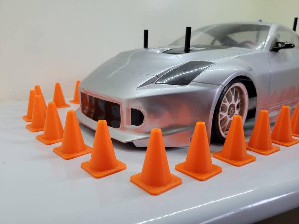 RC Traffic Cones (Set of 20) — 1/10 Scale RC Car Accessory — photo 3