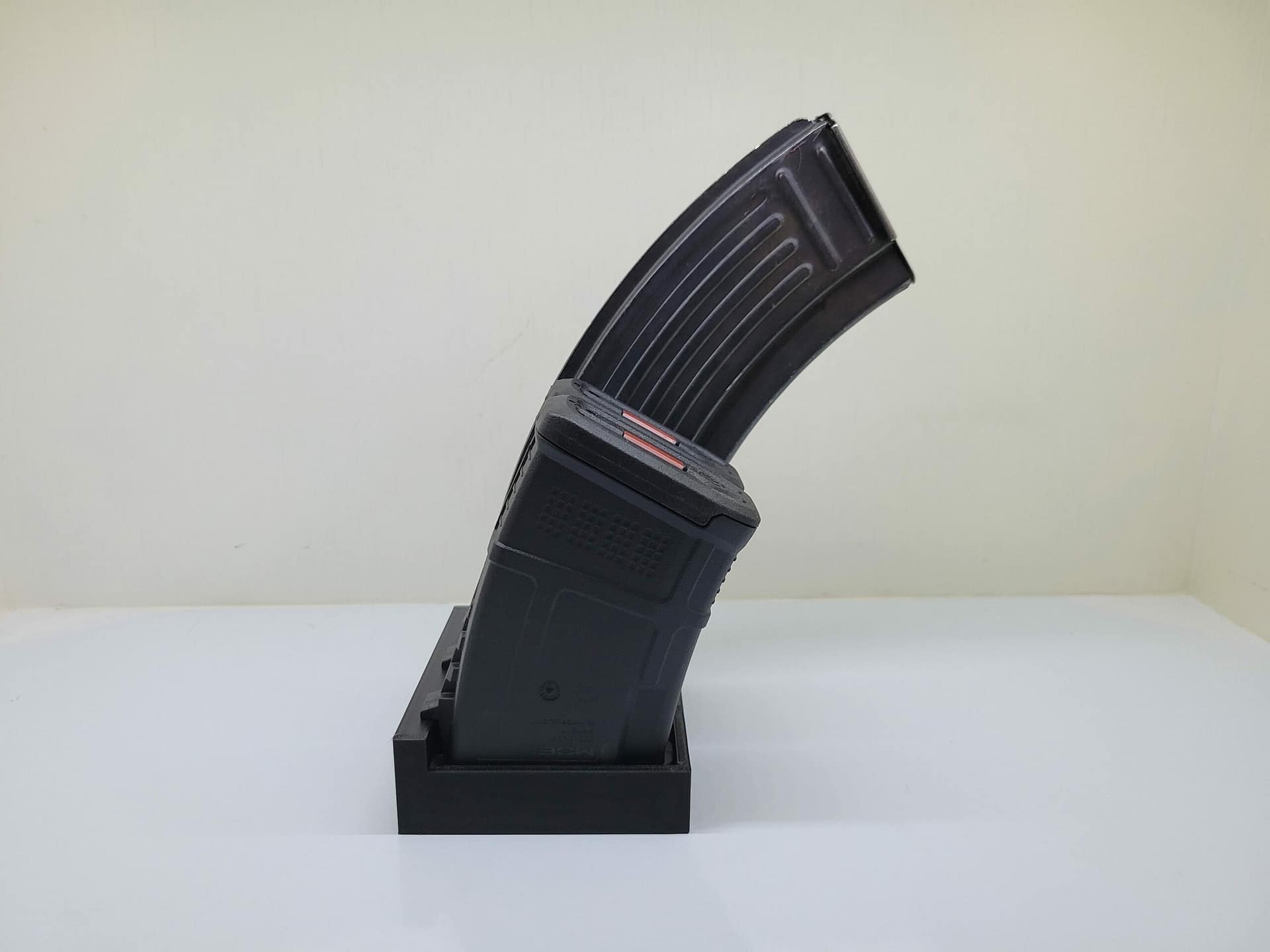 3-magazine storage rack / wall mount compatible with AK-47
