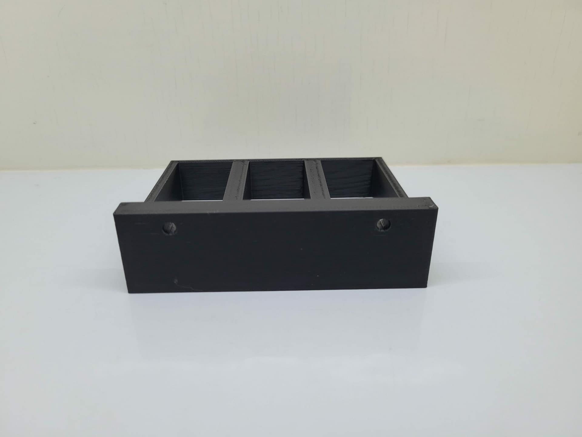 3-magazine storage rack / wall mount compatible with AK-47