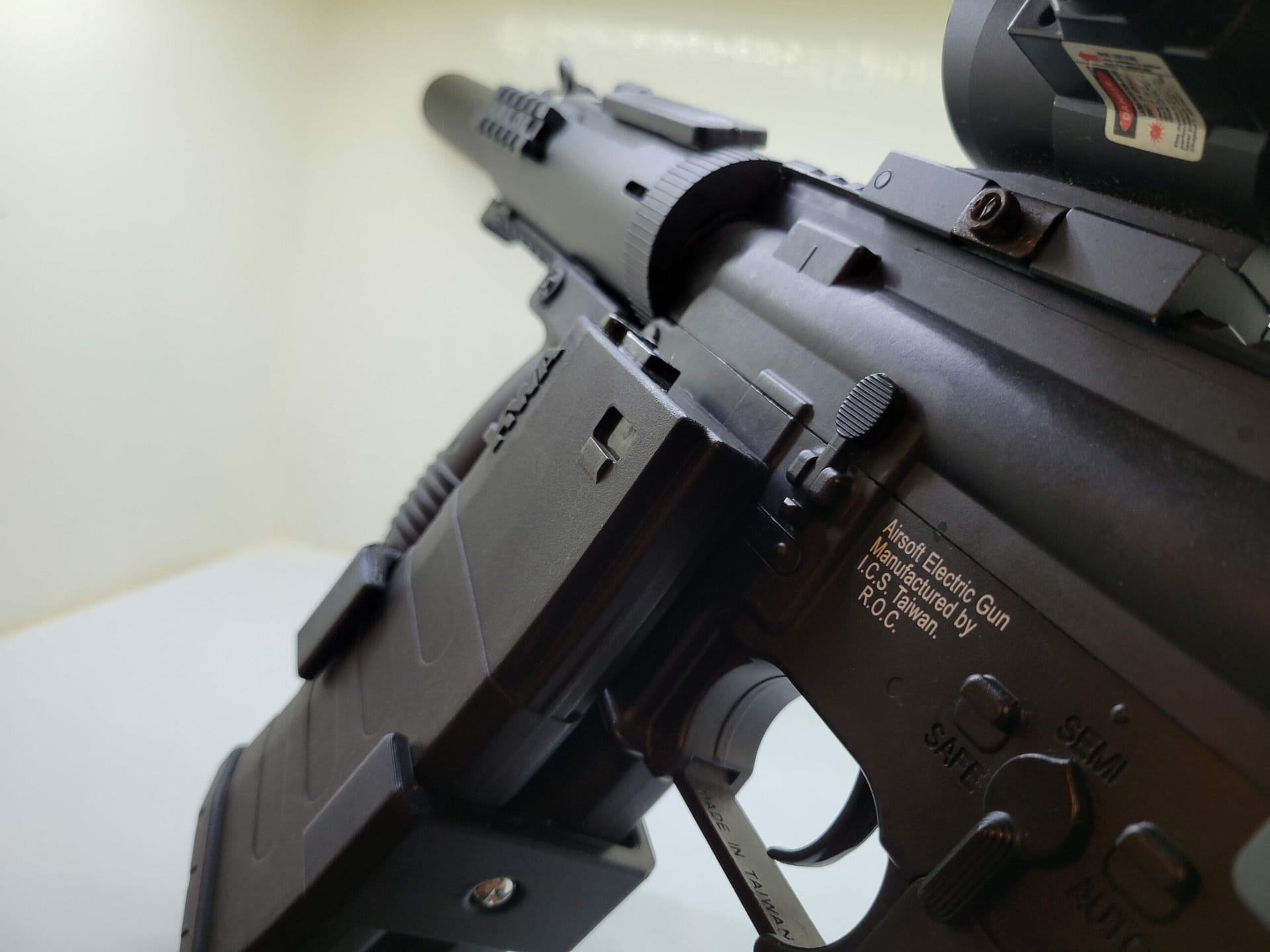 Magazine coupler compatible with AR-15