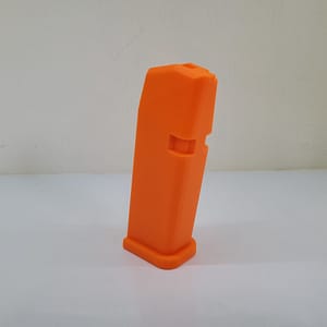 Training / dummy magazine compatible with Glock 19