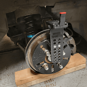 Universal wheel fitment offset measurement tool